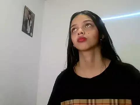 lucy_babyy from StripChat is Freechat