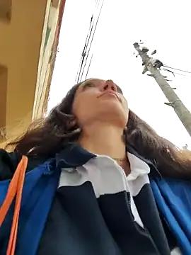 Lucy_cole from StripChat is Freechat
