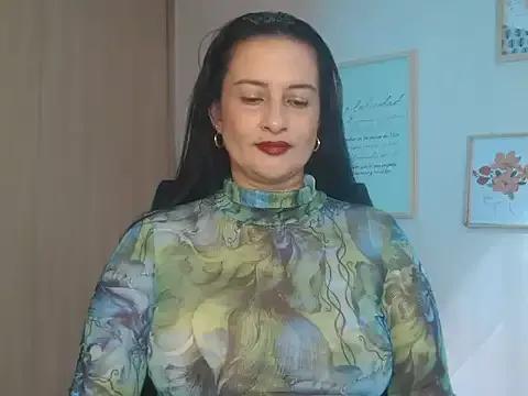 lucy_diiaz from StripChat is Freechat