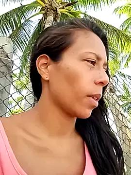 LucyNatural from StripChat is Freechat