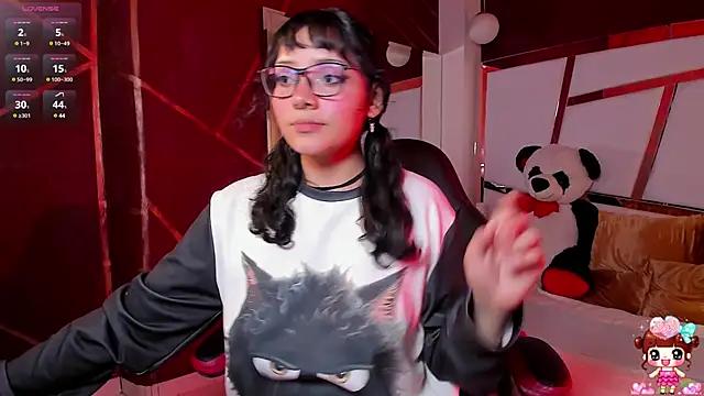 Mad beauty - checkout our excited streamers as they tease to their beloved melodies and slowly squirt for enjoyment to appease your wildest wishes.