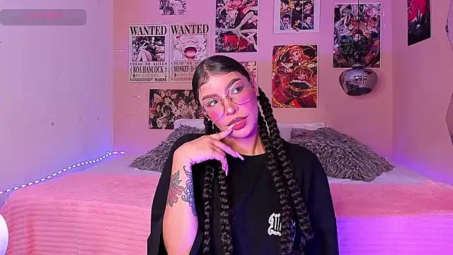 Mad beauty - checkout our excited streamers as they tease to their beloved melodies and slowly squirt for enjoyment to appease your wildest wishes.