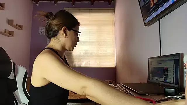 Mad beauty - checkout our excited streamers as they tease to their beloved melodies and slowly squirt for enjoyment to appease your wildest wishes.