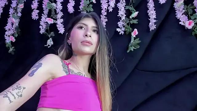 Photos of luna_miler_ from StripChat is Freechat