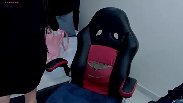luna_noiir from StripChat is Freechat
