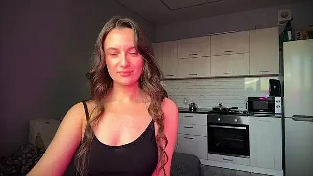 Luna_Raee from StripChat is Freechat