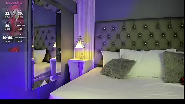 LunaBloomn from StripChat is Freechat