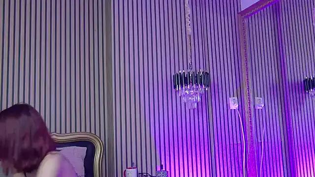 LunaHart from StripChat is Freechat