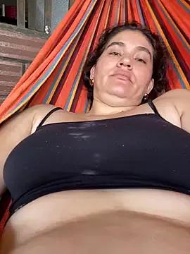 lunasexyhot18 from StripChat is Freechat