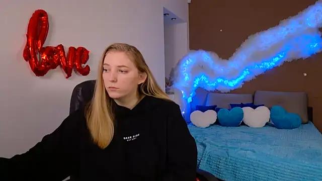 Mad beauty - checkout our excited streamers as they tease to their beloved melodies and slowly squirt for enjoyment to appease your wildest wishes.