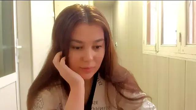 LunaXmii from StripChat is Freechat