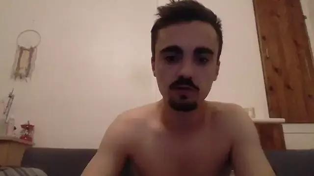 LunaXmilo from StripChat is Freechat