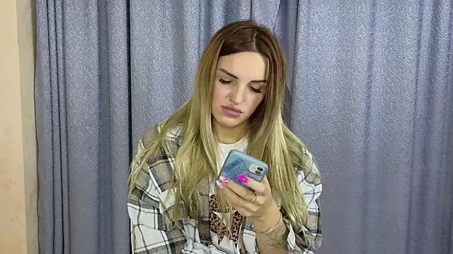 Mad beauty - checkout our excited streamers as they tease to their beloved melodies and slowly squirt for enjoyment to appease your wildest wishes.