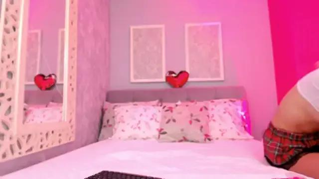 Mad beauty - checkout our excited streamers as they tease to their beloved melodies and slowly squirt for enjoyment to appease your wildest wishes.