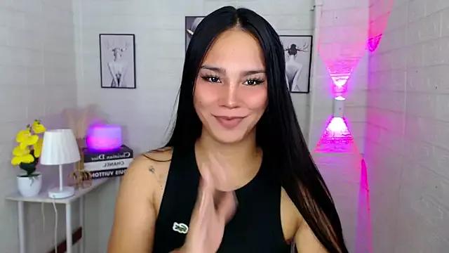 Photos of LylianaGirlx from StripChat is Freechat