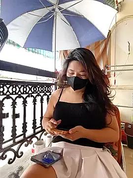 Photos of lyna_bl from StripChat is Freechat