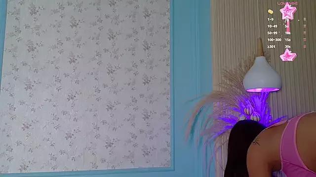 MaddieSteel from StripChat is Freechat