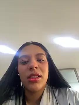 Maddy-Thompson from StripChat is Freechat