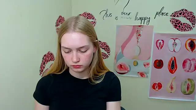 Mad beauty - checkout our excited streamers as they tease to their beloved melodies and slowly squirt for enjoyment to appease your wildest wishes.