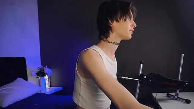 madi_snow from StripChat is Freechat