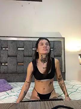 Madisom_leslye from StripChat is Freechat