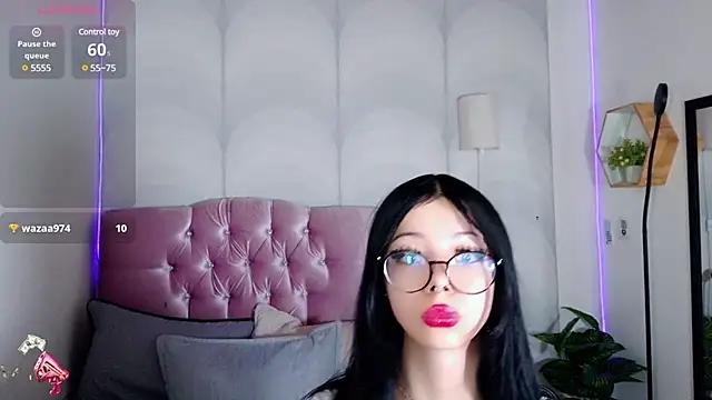 madison_oli from StripChat is Freechat