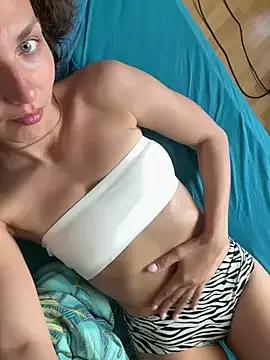 Photos of Magic__smile from StripChat is Freechat