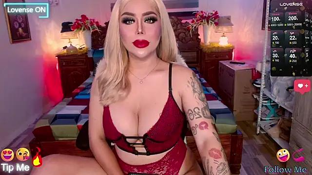 Mad beauty - checkout our excited streamers as they tease to their beloved melodies and slowly squirt for enjoyment to appease your wildest wishes.