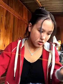 Mai_lovely from StripChat is Freechat