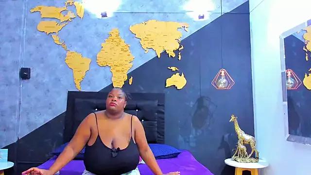 Maiam__Rossi from StripChat is Freechat