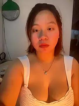 maianhcute from StripChat is Freechat