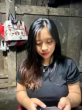Photos of maianhcute from StripChat is Private