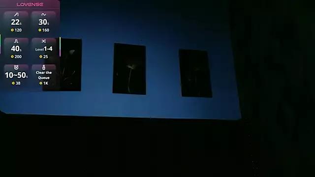 mamaneedsfun from StripChat is Freechat