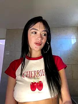 mandy222_ from StripChat is Freechat