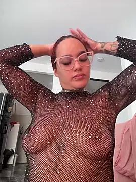MargothWolfe from StripChat is Freechat