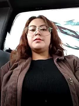 mari_98 from StripChat is Freechat