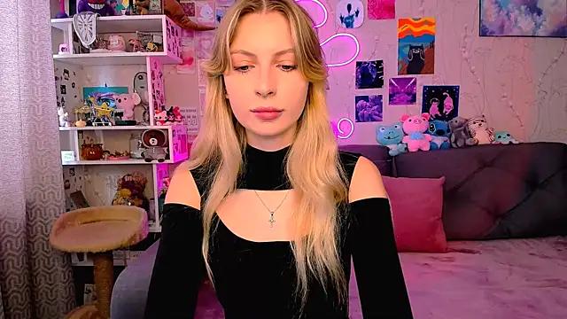 Mad beauty - checkout our excited streamers as they tease to their beloved melodies and slowly squirt for enjoyment to appease your wildest wishes.