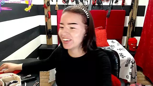 Mad beauty - checkout our excited streamers as they tease to their beloved melodies and slowly squirt for enjoyment to appease your wildest wishes.