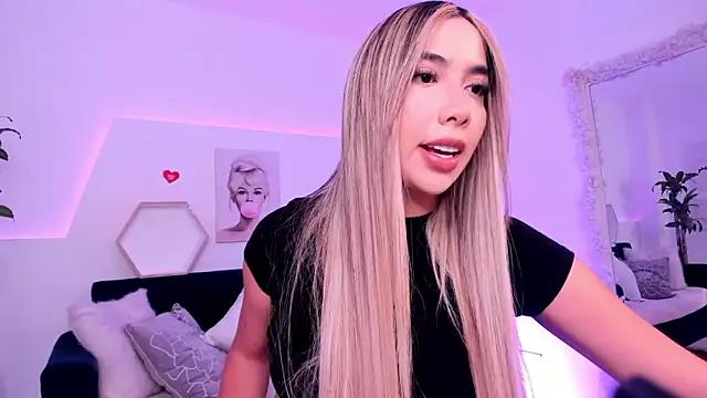 Mad beauty - checkout our excited streamers as they tease to their beloved melodies and slowly squirt for enjoyment to appease your wildest wishes.