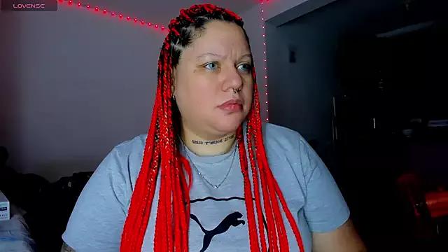 mariana_maze from StripChat is Freechat
