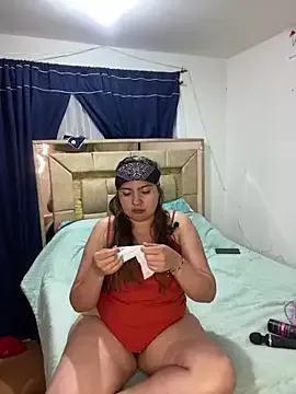 Marianaa_KS from StripChat is Freechat