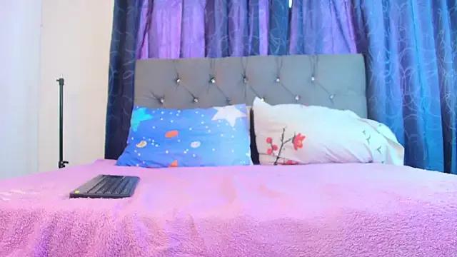 Mariangel_Dirty from StripChat is Freechat