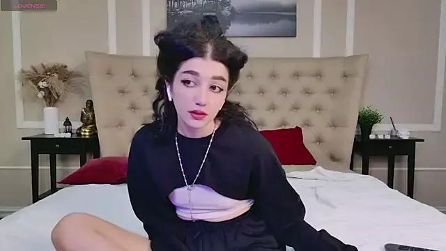 Mad beauty - checkout our excited streamers as they tease to their beloved melodies and slowly squirt for enjoyment to appease your wildest wishes.