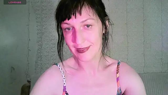 MarieODahliaS from StripChat is Freechat