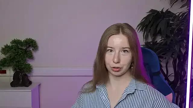 MarjorieBrown from StripChat is Freechat