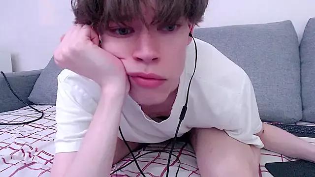 markspaws from StripChat is Freechat