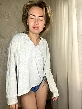 Mad beauty - checkout our excited streamers as they tease to their beloved melodies and slowly squirt for enjoyment to appease your wildest wishes.