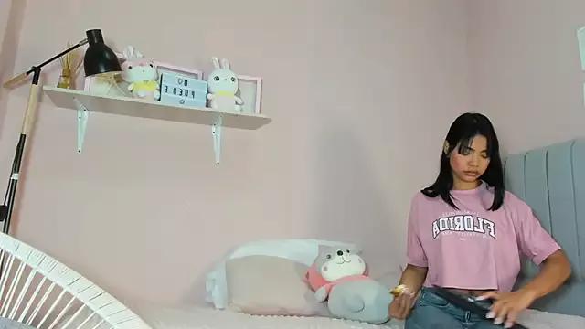 Mad beauty - checkout our excited streamers as they tease to their beloved melodies and slowly squirt for enjoyment to appease your wildest wishes.