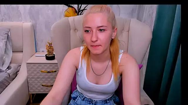 Mad beauty - checkout our excited streamers as they tease to their beloved melodies and slowly squirt for enjoyment to appease your wildest wishes.