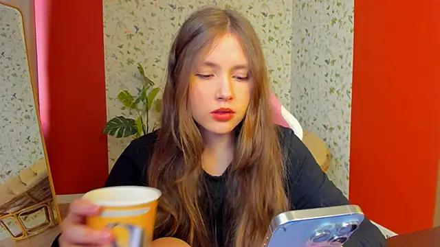MaryannSoftt from StripChat is Freechat